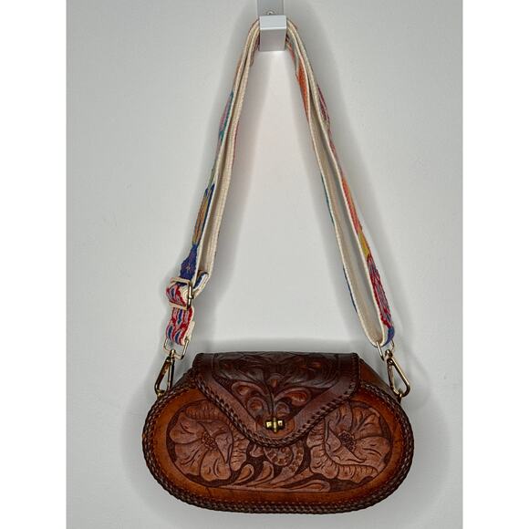 Vintage 1970s Tooled Leather Floral Crossbody Bag with Embroidered Strap - Picture 11 of 14